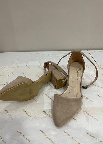 Bej kısa kalın topuklu ayakkabı - Görsel 2