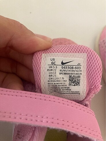 22 Beden pembe Renk Orijinal Nike kız çocuk spor ayakkabı