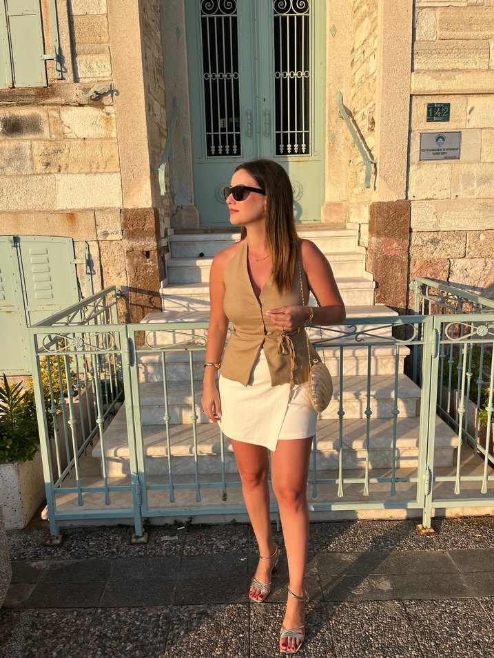 Bej  Kemerli Halter Yaka Kadın Yelek - Görsel 3