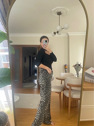 38 Beden Leopar pantolon hiç giyilmedi