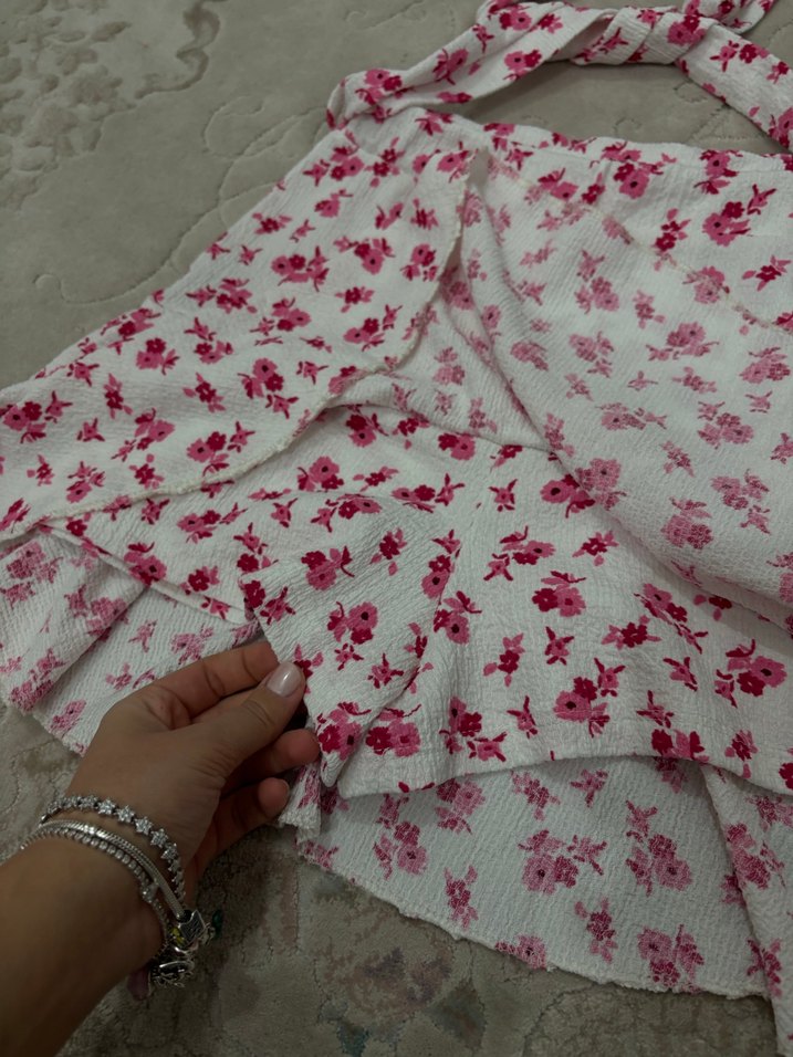 Pembe Çiçek Desenli İçi Şortlu Etek - Görsel 3