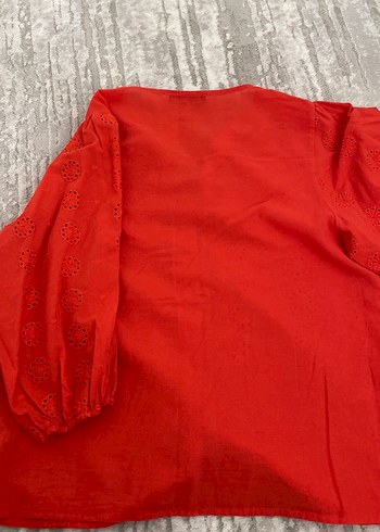 Yarım kollu kırmızı gömlek - Görsel 4