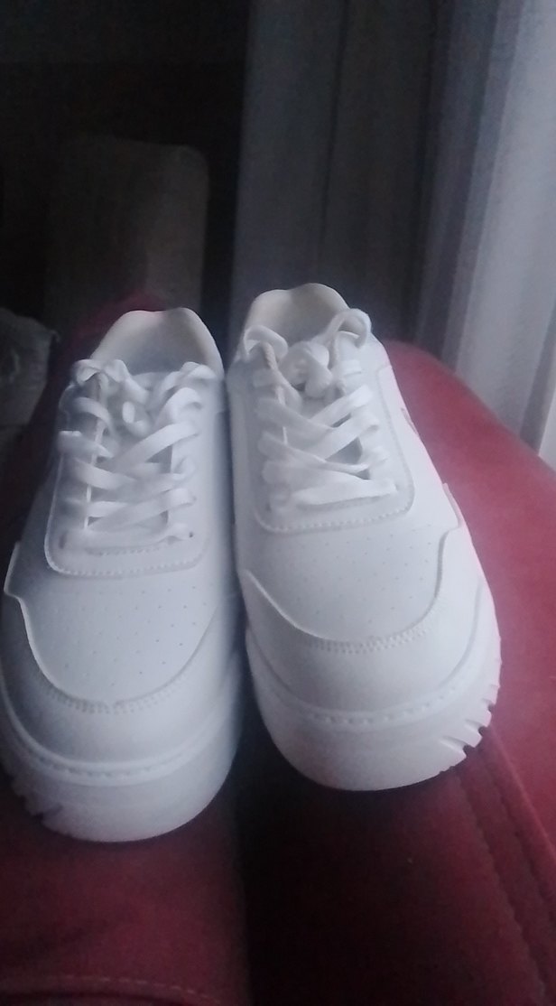 Beyaz Bağcıklı Kadın Spor Ayakkabı - Görsel 4