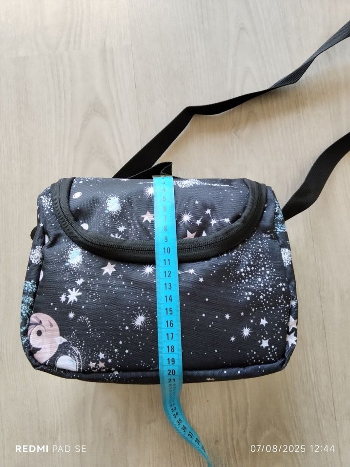 Çocuklar İçin Termo Beslenme Çantası Siyah Uzay Temalı - Görsel 3