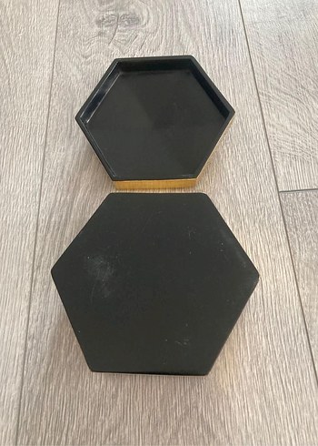 Parlak Altın Renkli Ahşap Takı Kutusu - Görsel 4