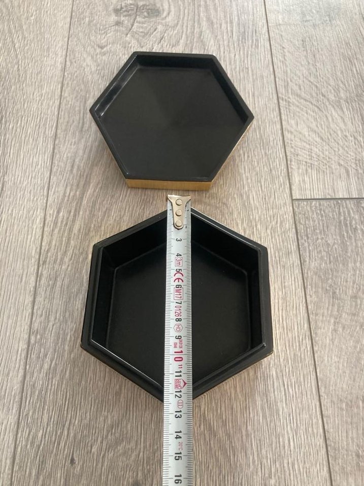 Parlak Altın Renkli Ahşap Takı Kutusu - Görsel 5