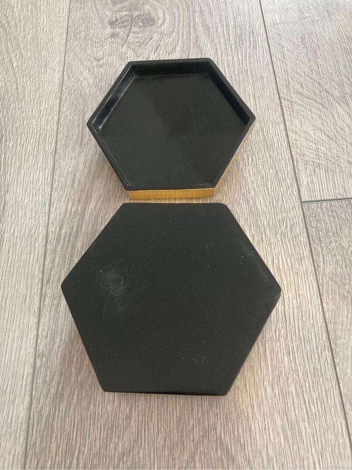 Parlak Altın Renkli Ahşap Takı Kutusu - Görsel 4