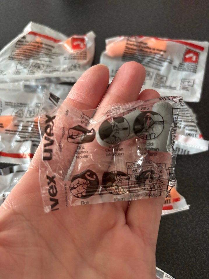 Renkli Plastik Kulak Tıkacı - Görsel 2