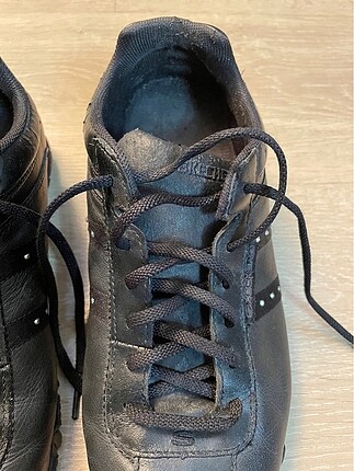 37.5 Beden siyah Renk Skechers spor ayakkabı