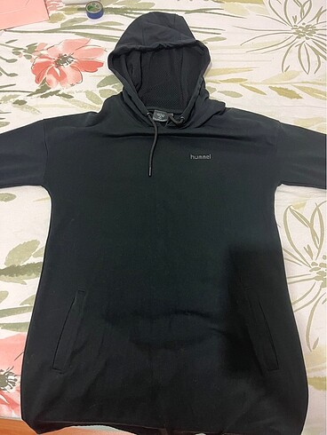Hummel sweat