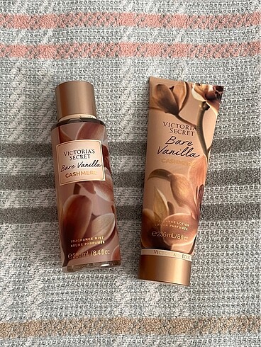 Victoria?s secret bare vanilla body mist