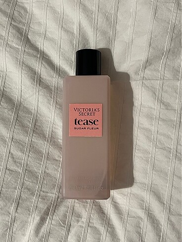 Victoria?s Secret vücut spreyi parfüm