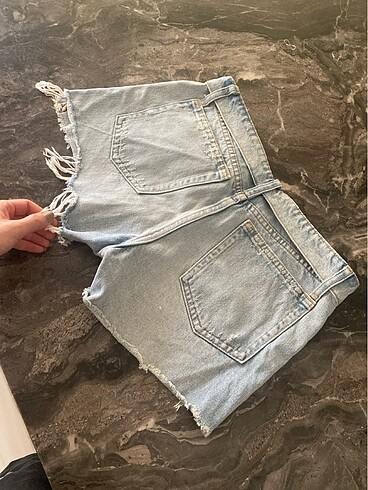 34 Beden Zara şort