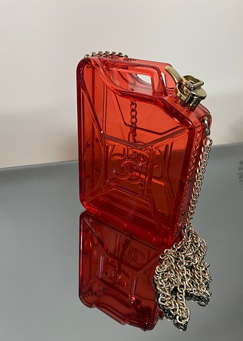 Kırmızı Benzin Bidonu Tasarımlı Kadın çantası - Görsel 2