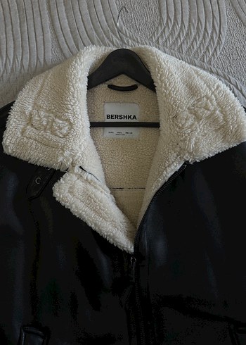 Bershka Bershka Siyah Kürklü Deri erkek Ceket