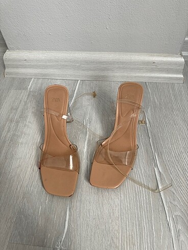 38 Beden Zara topuklu