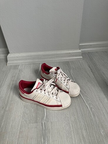 Adidas süperstar