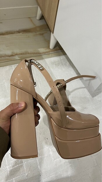 Topuklu ayakkabı - Görsel 6