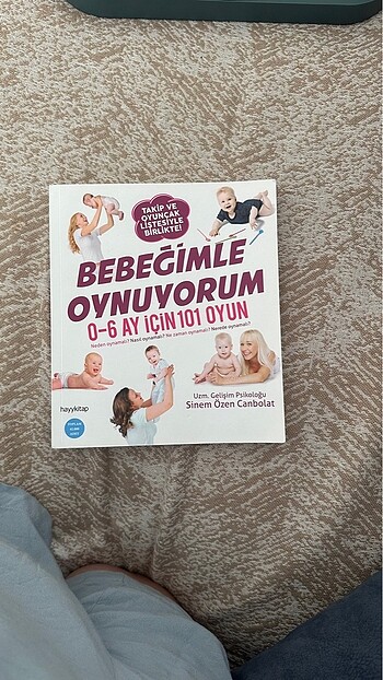 Bebeğimle oynuyorum