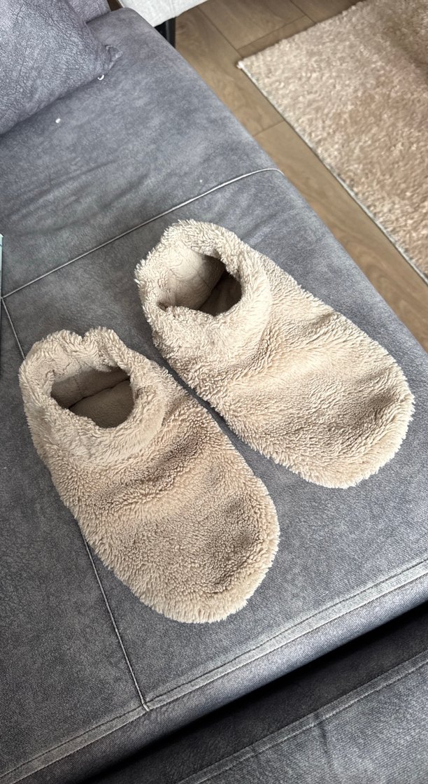 Bej Peluş Ev botu terliği - Görsel 3