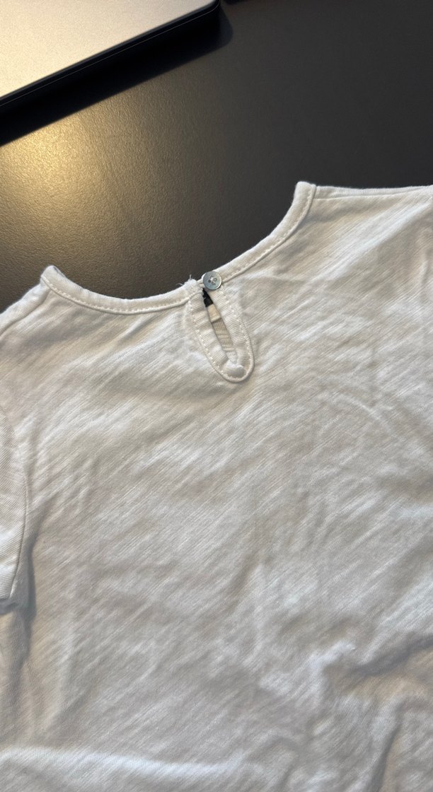 Kız Çocuk Beyaz Keten Fırfırlı Bluz - Görsel 4