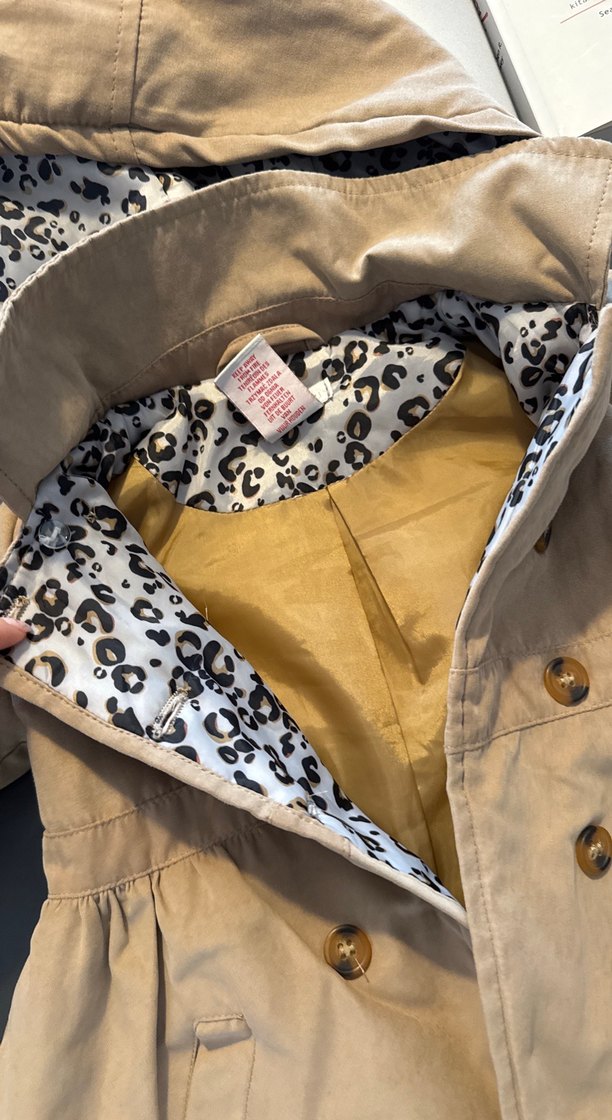 Kız Çocuk Bej Süet Düğmeli Mont - Görsel 2