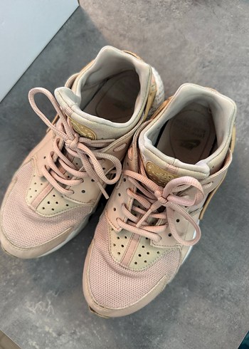 37 Beden ten rengi Renk Nike Bej HURACHE Kadın Spor Ayakkabı