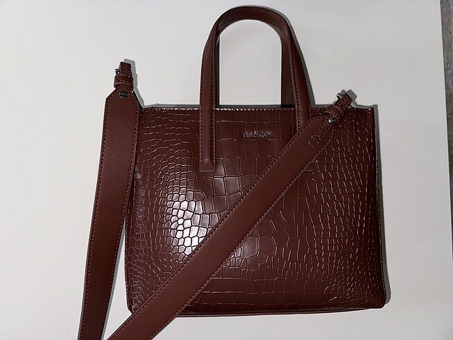 Calvin Klein FATURALI ORİJİNAL CALVİN KLEİN KAHVERENGİ ÇANTA