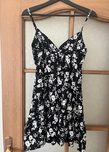 Diğer Çiçek Desenli Siyah Mini Elbise