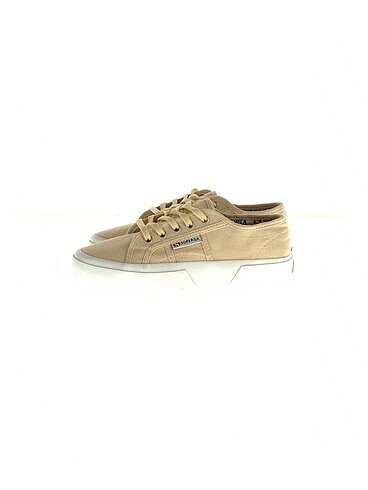 Superga Spor Ayakkabı %70 İndirimli.