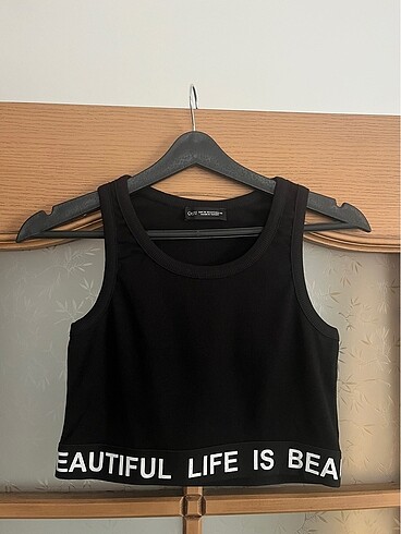 Siyah crop