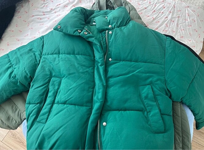 s Beden yeşil Renk Yeşil Bershka şişme mont