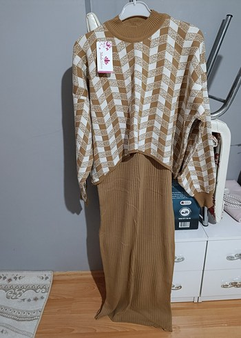 Uzun Kollu Örgü Kahverengi Uzun Elbise - Görsel 3