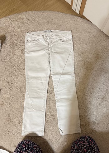 Beyaz Kadın Kumaş Pantolon Midi Boy duşuk bel - Görsel 3