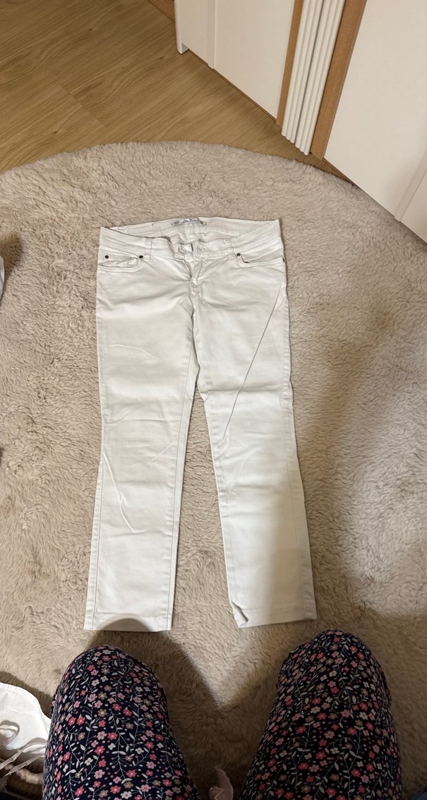 Beyaz Kadın Kumaş Pantolon Midi Boy duşuk bel - Görsel 3