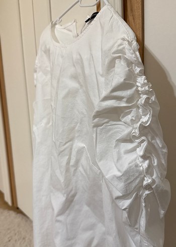 Kol ortası büzgülü beyaz Keten Bluz, Fırfırlı, Yüksek Yaka - Görsel 6