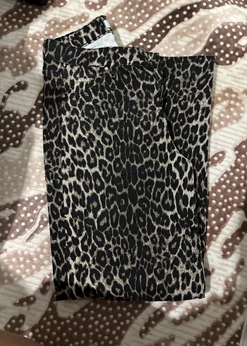Siyah Leopar Desenli Kadın Cigarette Pantolon - Görsel 3