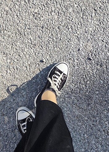 Converse siyah ayakkabı 