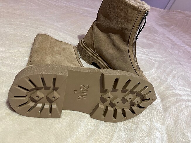 39 Beden Zara bot