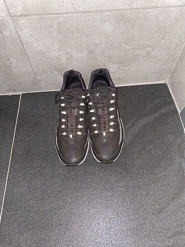 43 Beden çeşitli Renk Nike Air Max 95