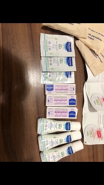 Mustela Mustela pişik kremi, temizleme jeli, bebek yağı, göğüs ucu kremi