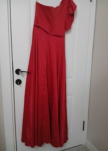 Kırmızı Drapeli Uzun Abiye Elbise - Görsel 4