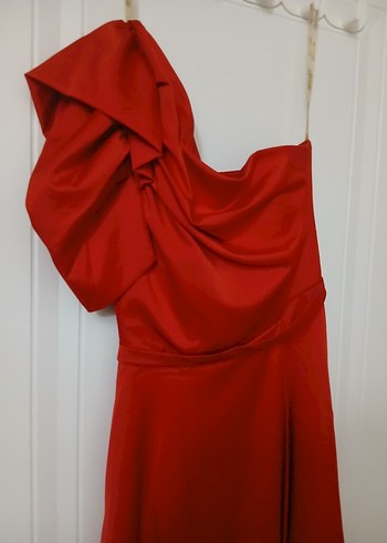 Kırmızı Drapeli Uzun Abiye Elbise - Görsel 2