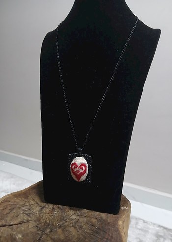 İşlemeli Boncuklu Gotik Midi Kolye Siyah - Görsel 2