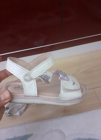 LC Waikiki Yazlık kız sandalet terlik 29 numara