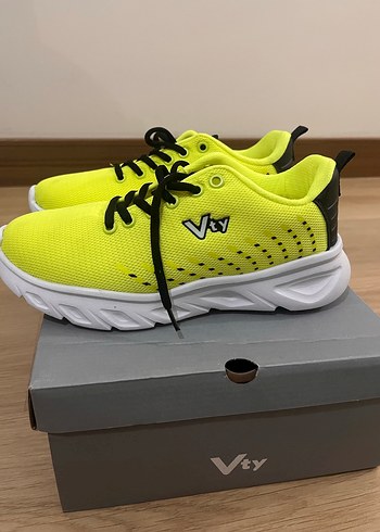 37 Beden Sarı Spor Kadın Sneakers