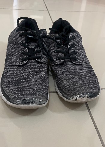 Gri Yılan Desenli Elastik Kadın Spor Ayakkabı - Görsel 3