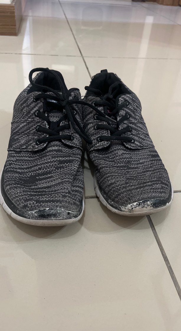 Gri Yılan Desenli Elastik Kadın Spor Ayakkabı - Görsel 3