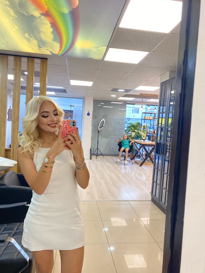 Beyaz Elbise - Görsel 2