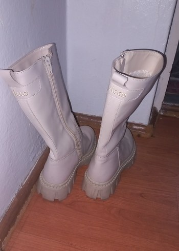 Beyaz Deri Platform Topuklu Diz Boyu cocuk Çizme 32 numara - Görsel 4